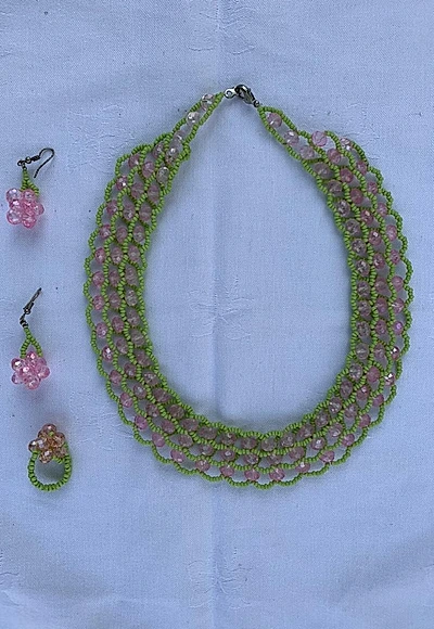 Parure de perles verte & rose